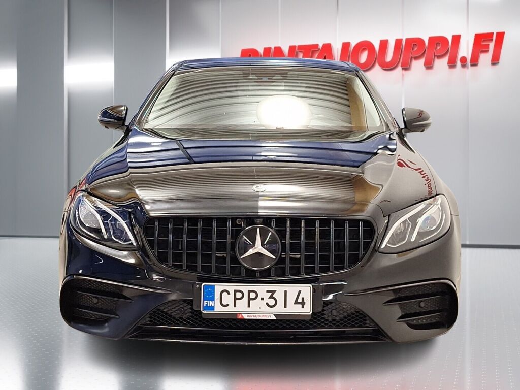 Mercedes-Benz E 2018 Musta