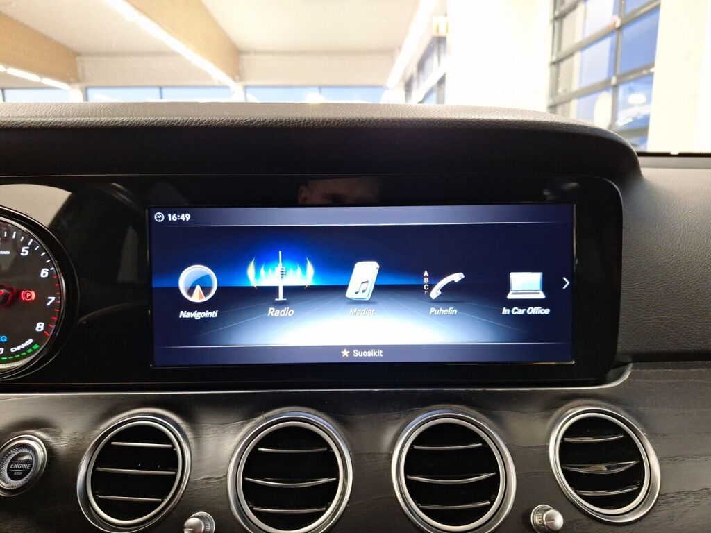 Mercedes-Benz E 2018 Musta