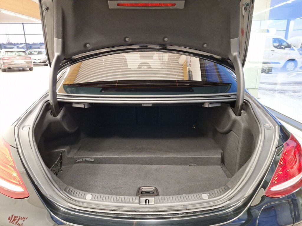 Mercedes-Benz E 2018 Musta