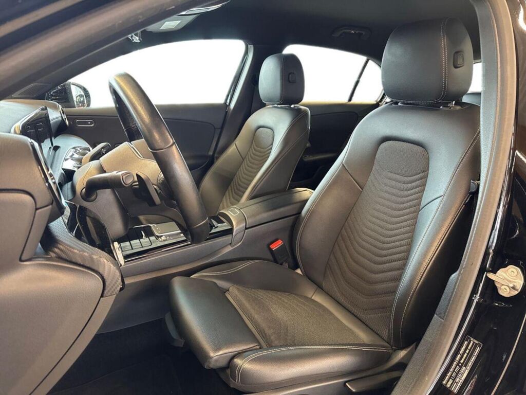 Mercedes-Benz A 2021 Musta