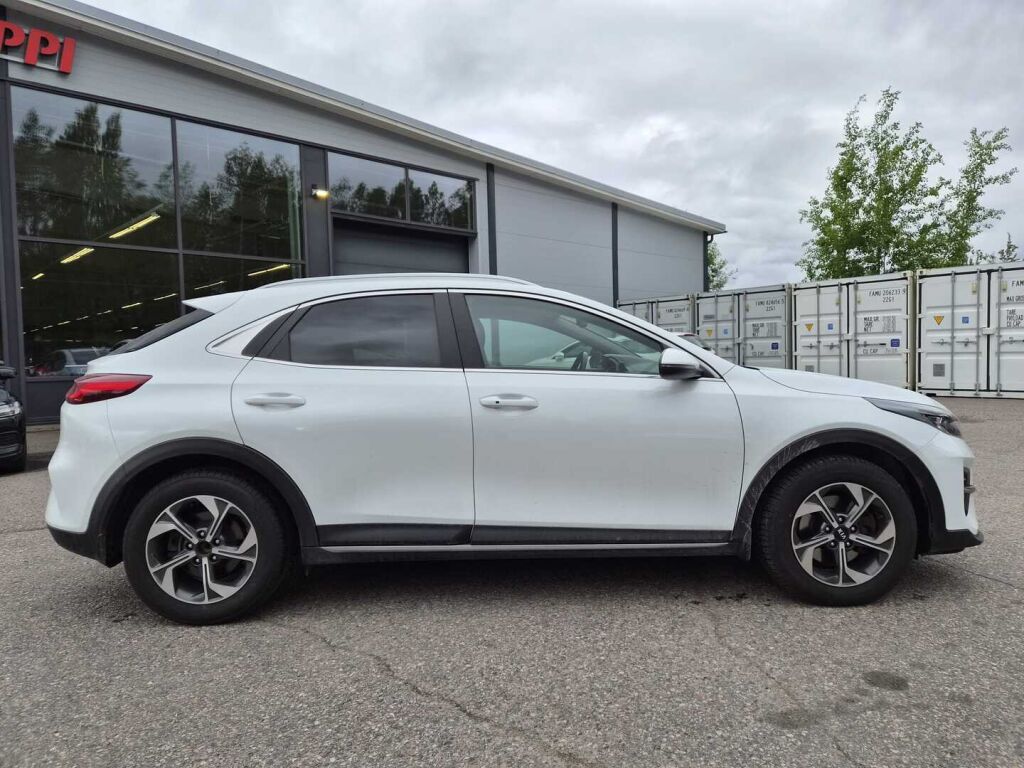 Kia XCeed 2022 Valkoinen