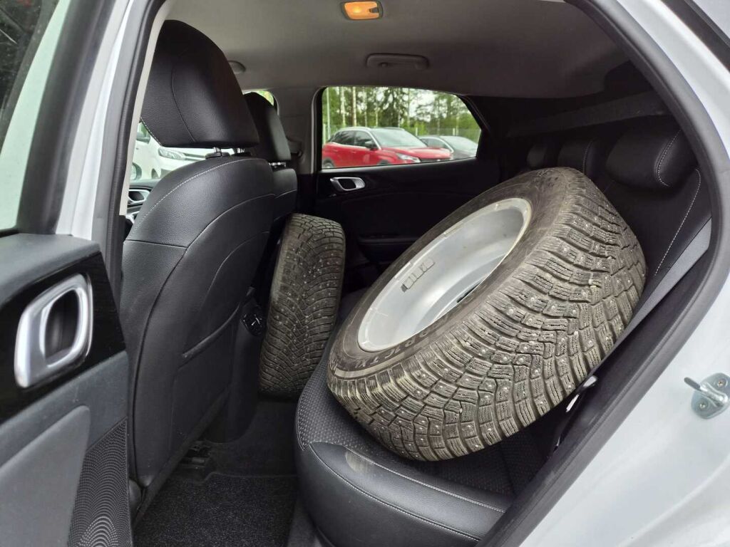Kia XCeed 2022 Valkoinen