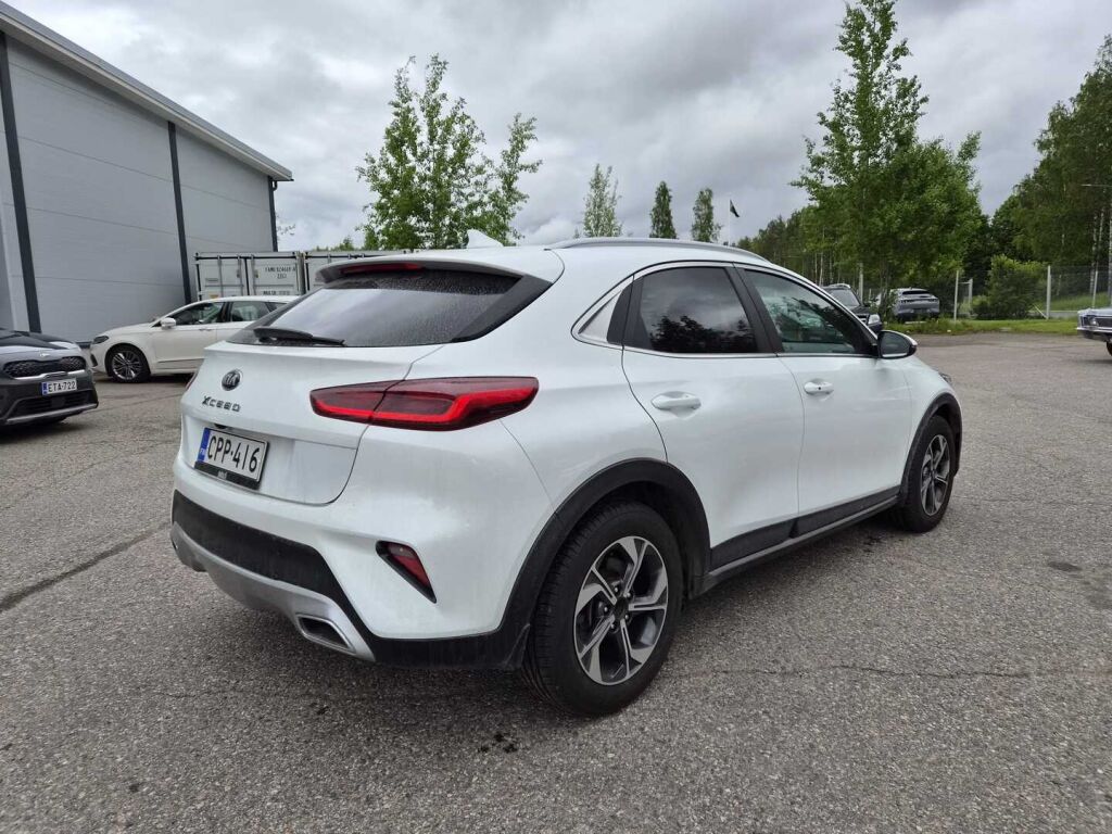 Kia XCeed 2022 Valkoinen