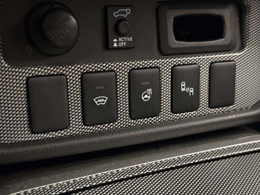 Mitsubishi Outlander PHEV 2018 Musta