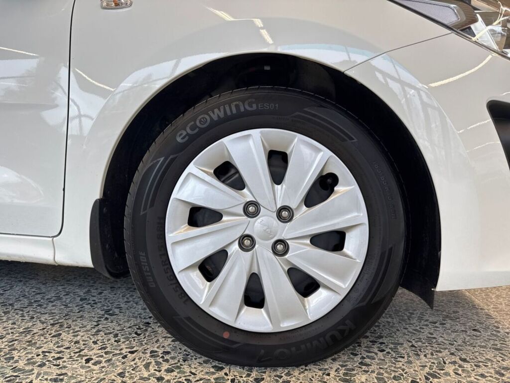 Kia Rio 2022 Valkoinen