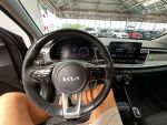 Kia Rio 2022 Sininen