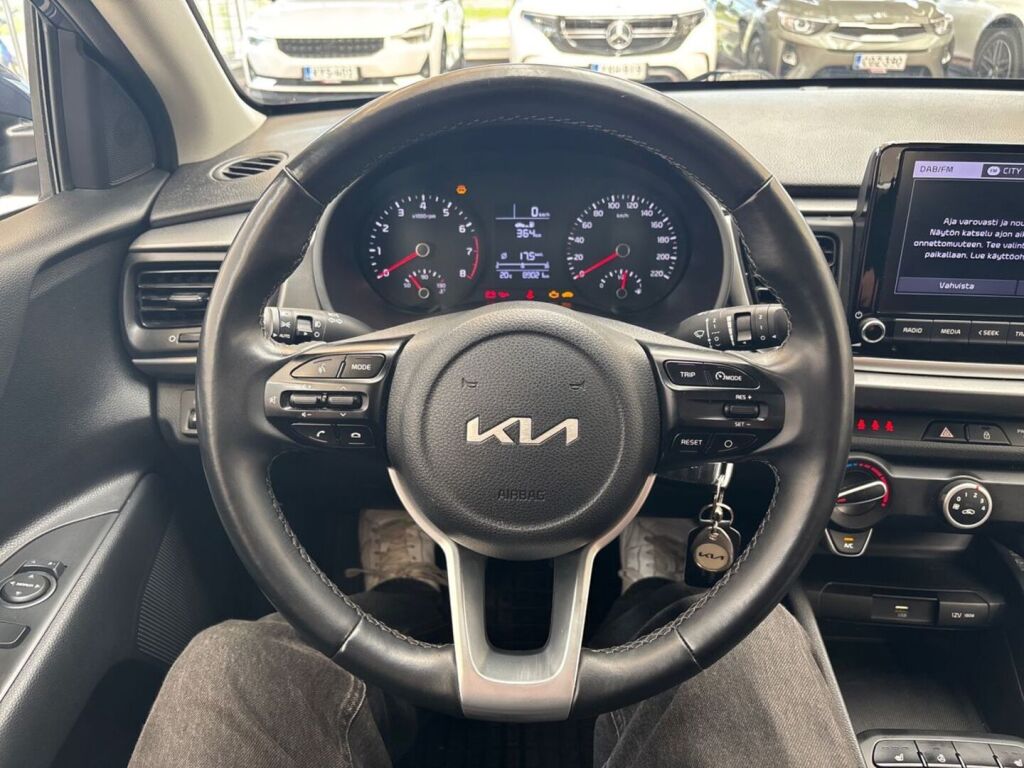 Kia Rio 2022 Sininen