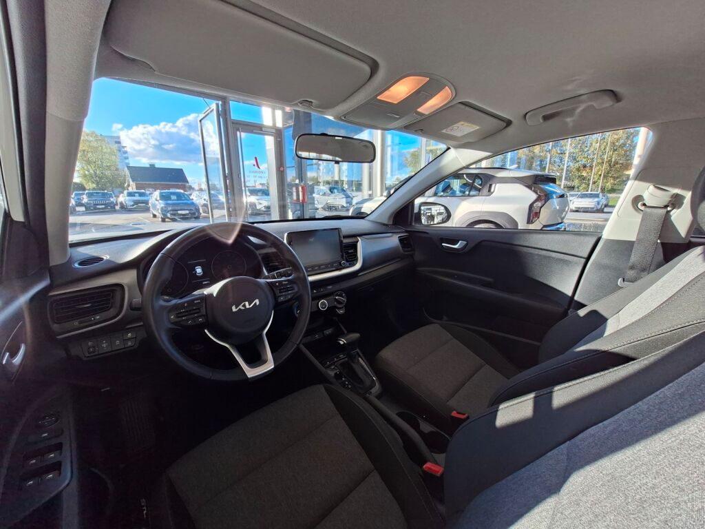Kia Stonic 2021 Valkoinen
