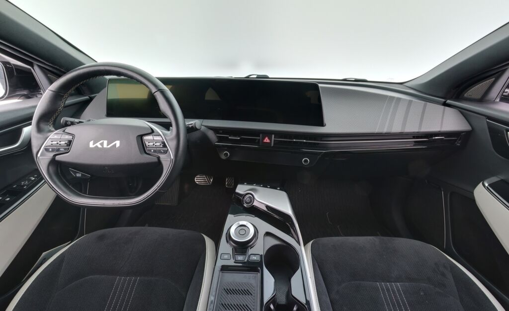 Kia EV6 2021 Musta