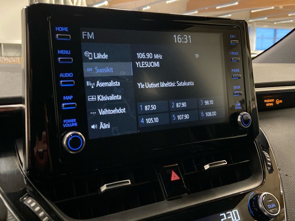 Toyota Corolla 2021 Musta