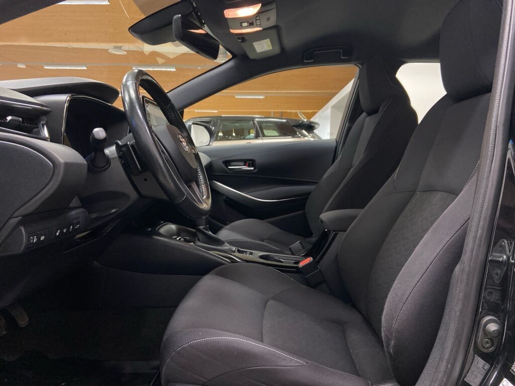 Toyota Corolla 2021 Musta