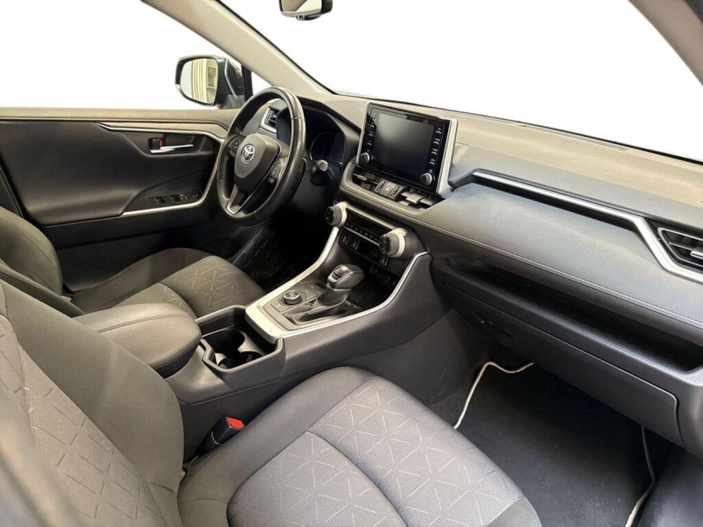 Toyota RAV4 2021 Musta