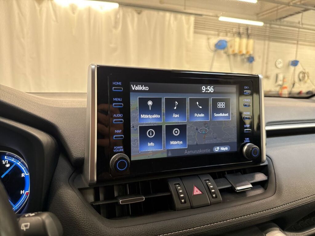 Toyota RAV4 2021 Musta