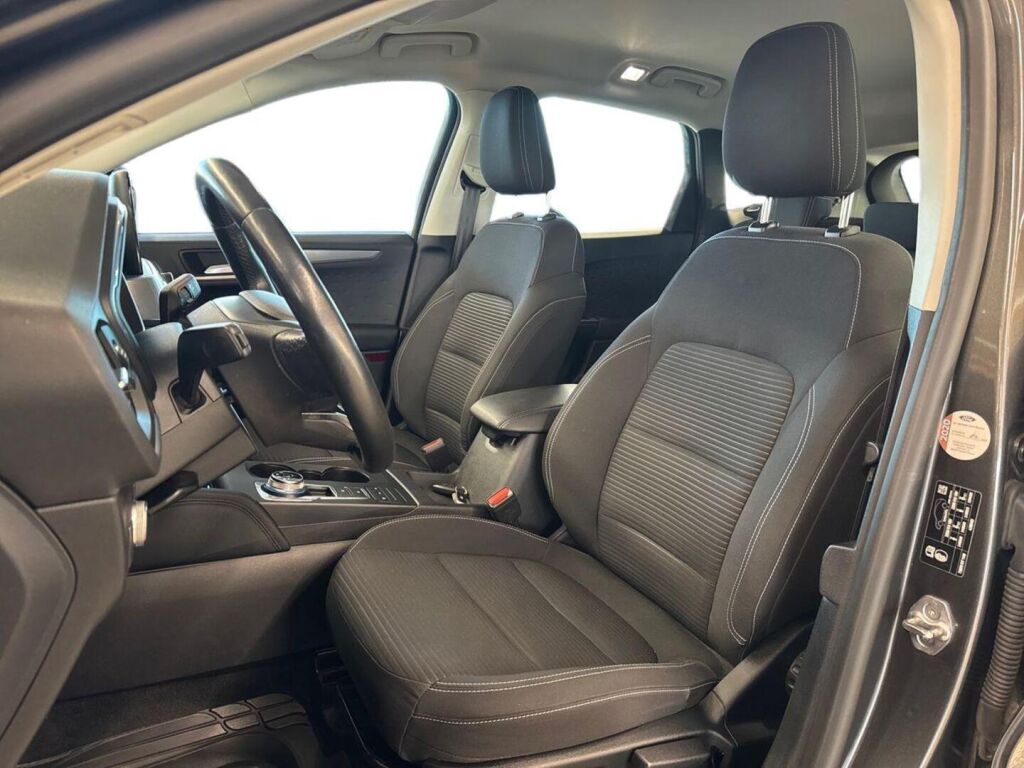 Ford Kuga 2020 Harmaa