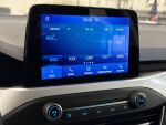 Ford Focus 2021 Punainen