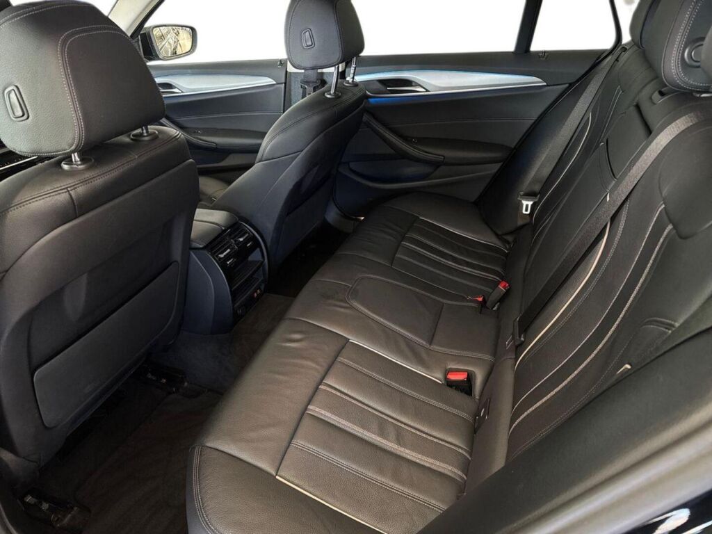 BMW 530 2021 Musta