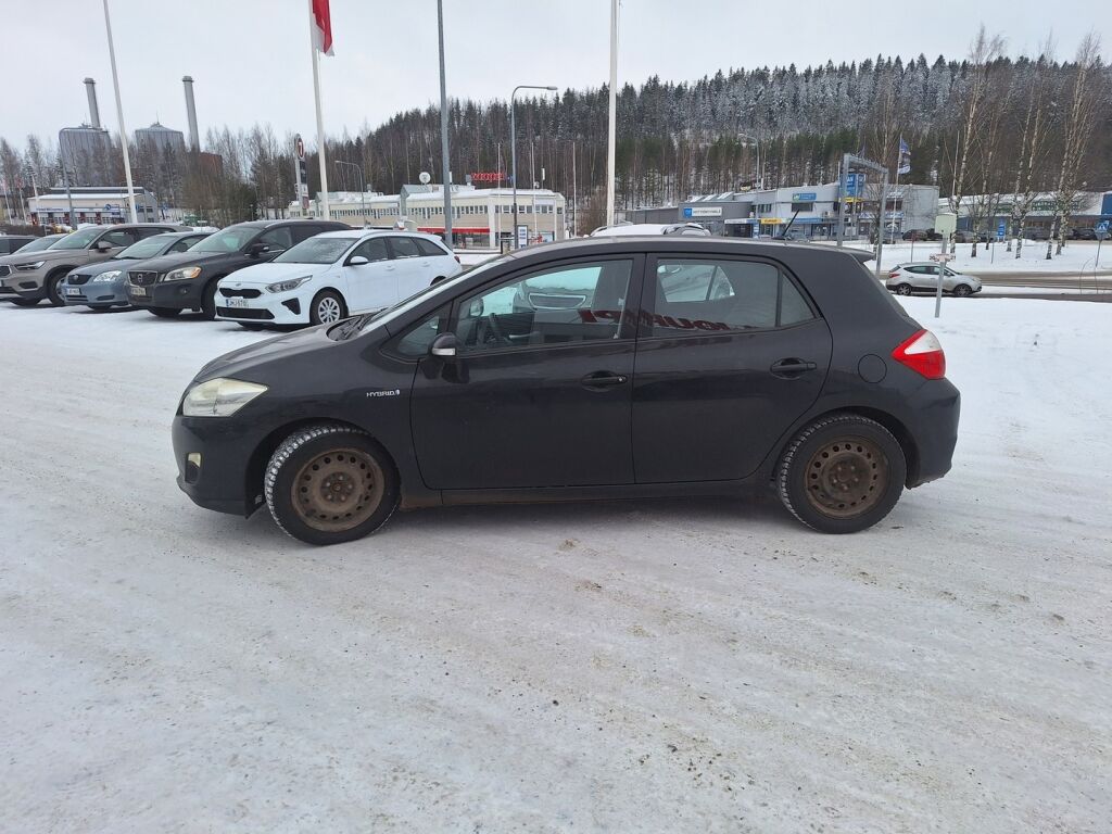 Toyota Auris 2011 Musta