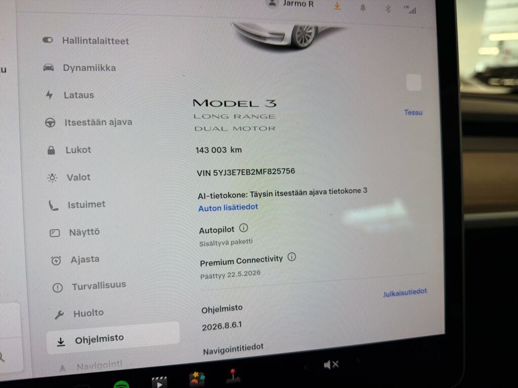 Tesla Model 3 2021 Valkoinen