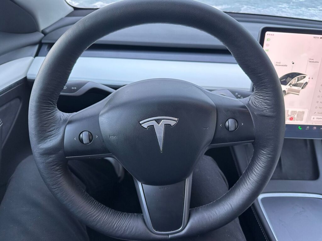 Tesla Model 3 2021 Valkoinen
