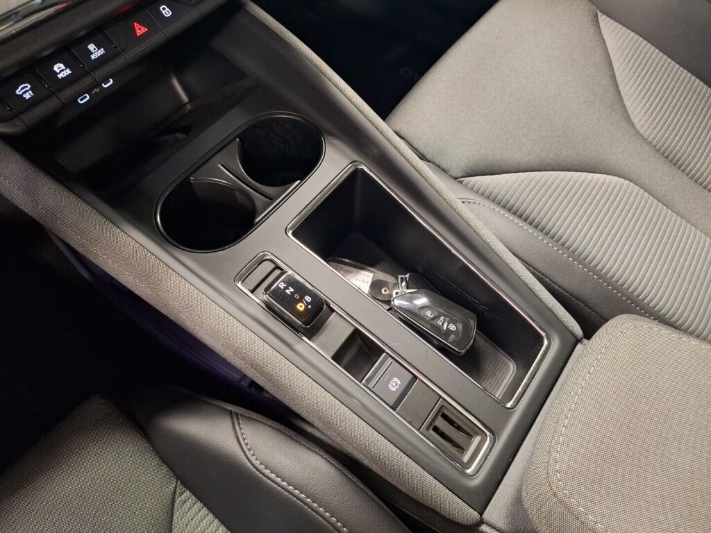 Skoda Enyaq 2022 Musta