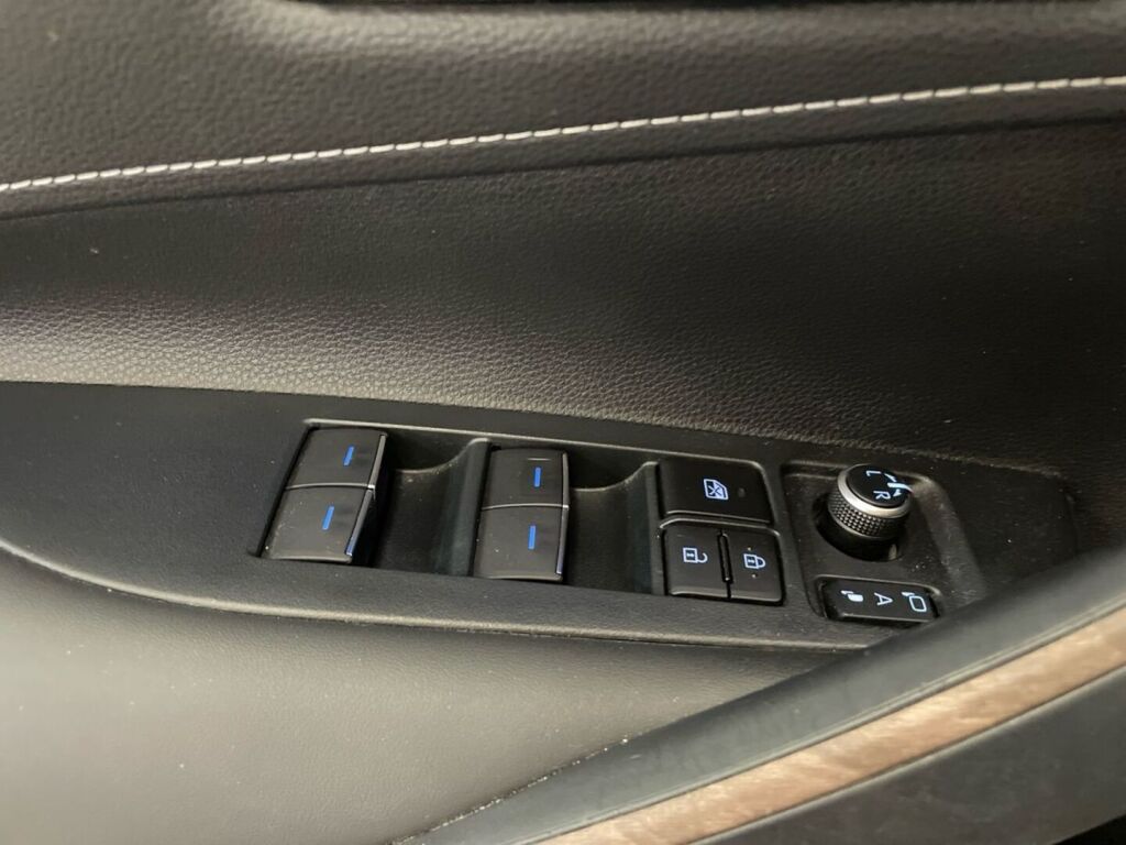 Toyota Corolla 2021 Sininen