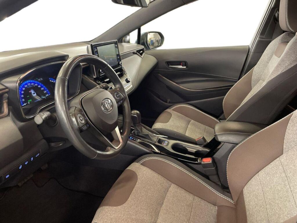 Toyota Corolla 2021 Sininen