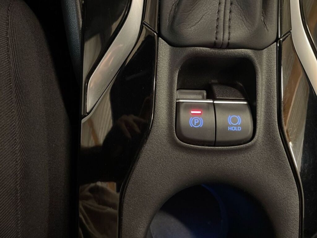 Toyota Corolla 2021 Sininen