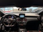Mercedes-Benz A 2017 Punainen