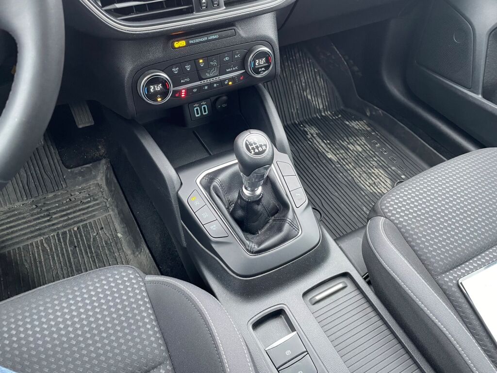 Ford Focus 2021 Harmaa