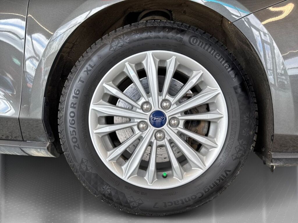 Ford Focus 2021 Harmaa
