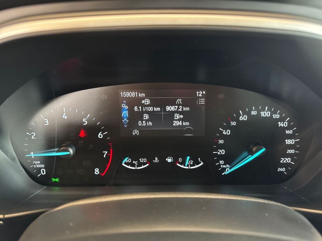 Ford Focus 2021 Harmaa