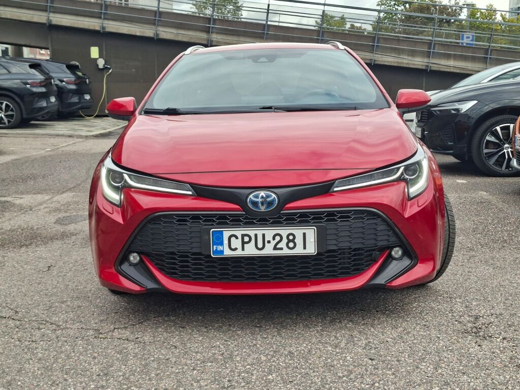 Toyota Corolla 2022 Punainen