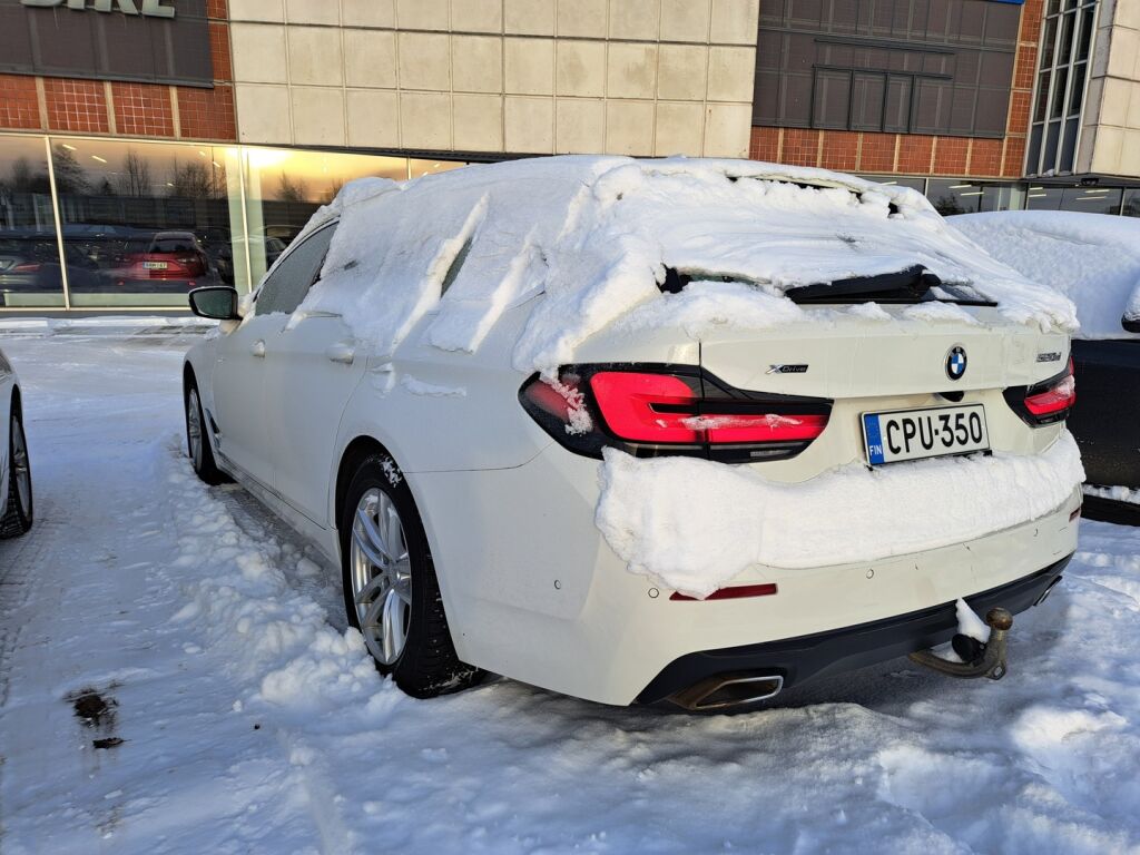 BMW 520 2022 Valkoinen