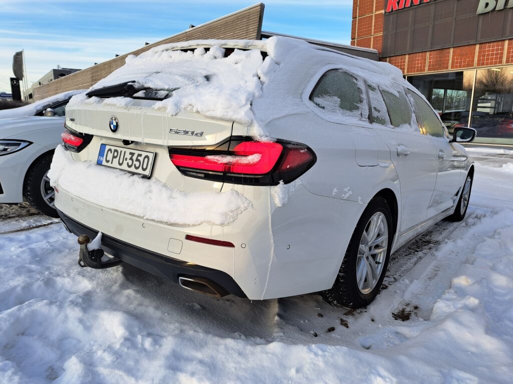 BMW 520 2022 Valkoinen