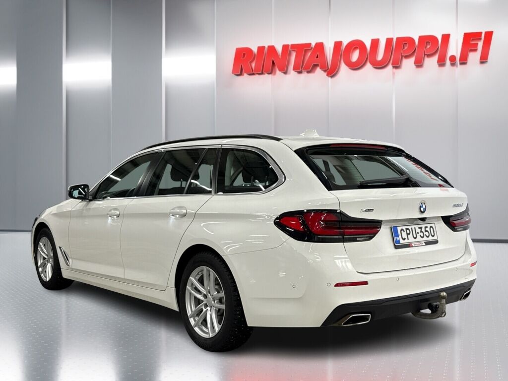 BMW 520 2022 Valkoinen