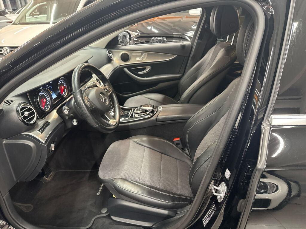 Mercedes-Benz E 2018 Musta