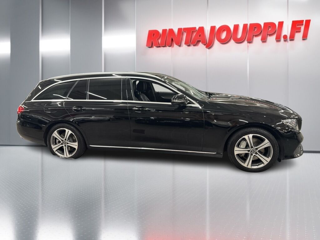 Mercedes-Benz E 2018 Musta