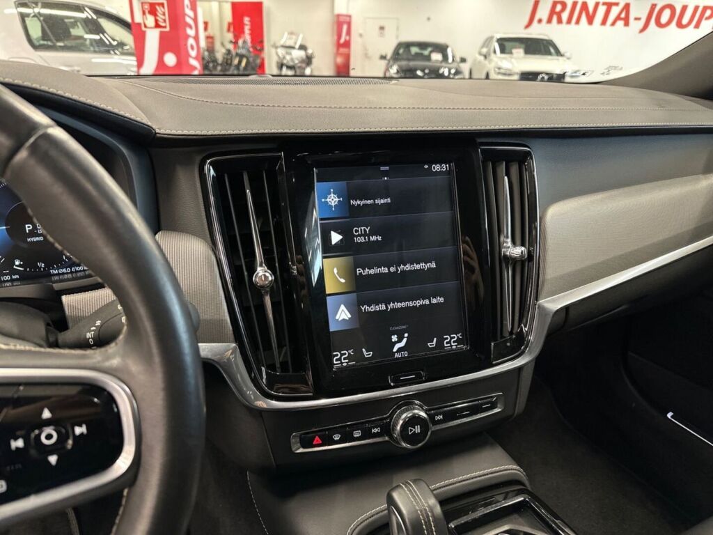 Volvo S90 2021 Musta