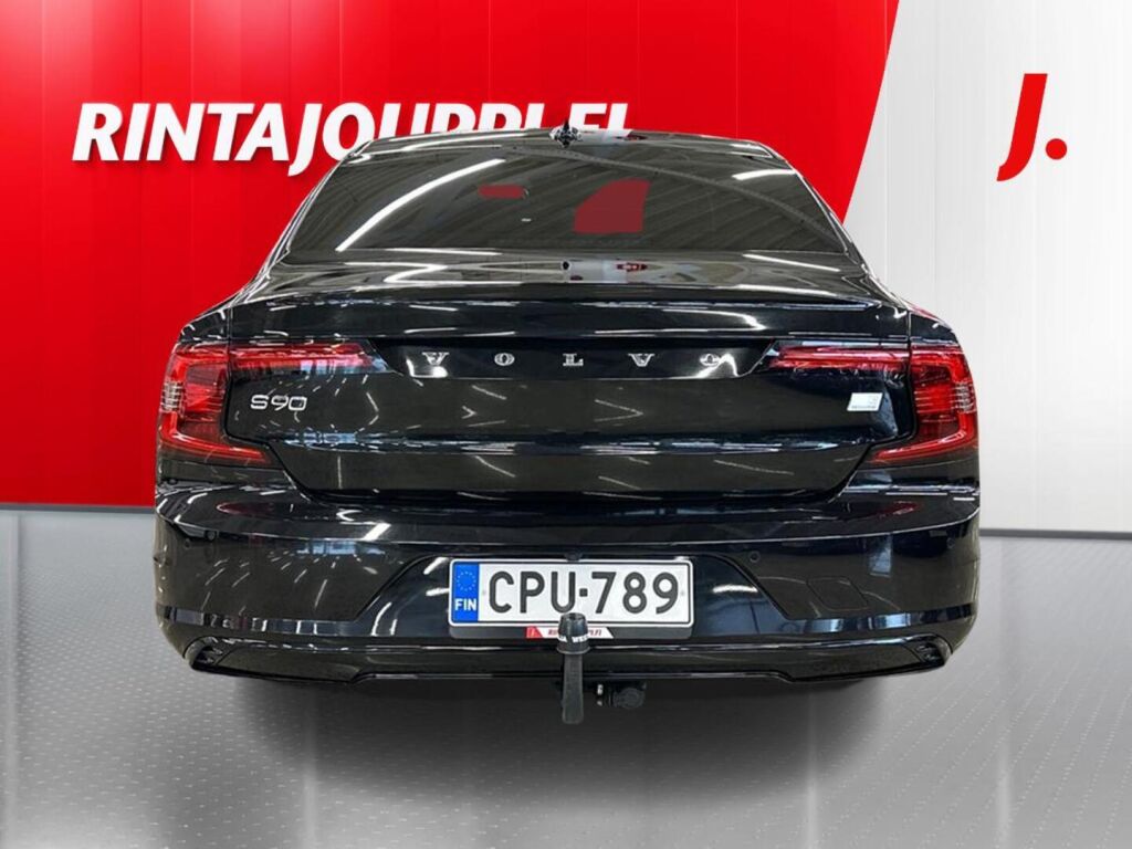 Volvo S90 2021 Musta