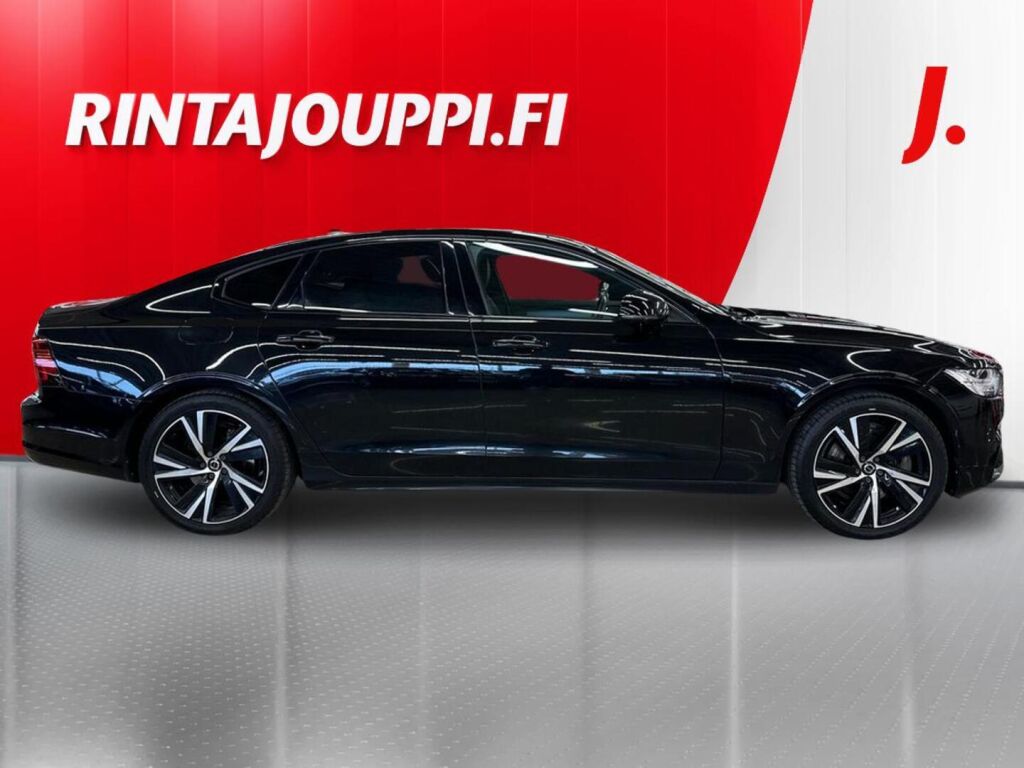 Volvo S90 2021 Musta