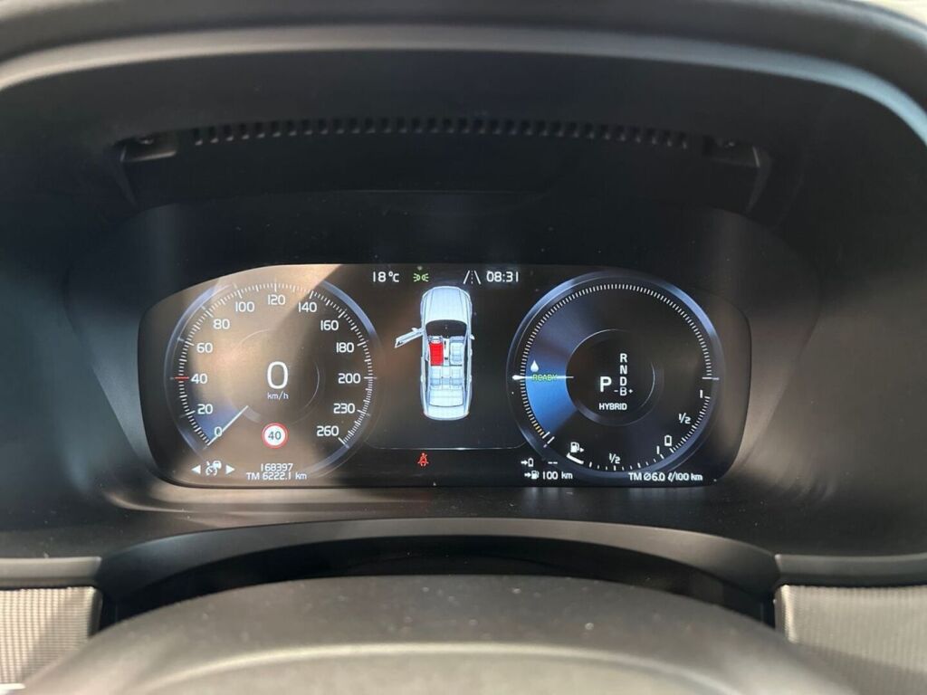 Volvo S90 2021 Musta