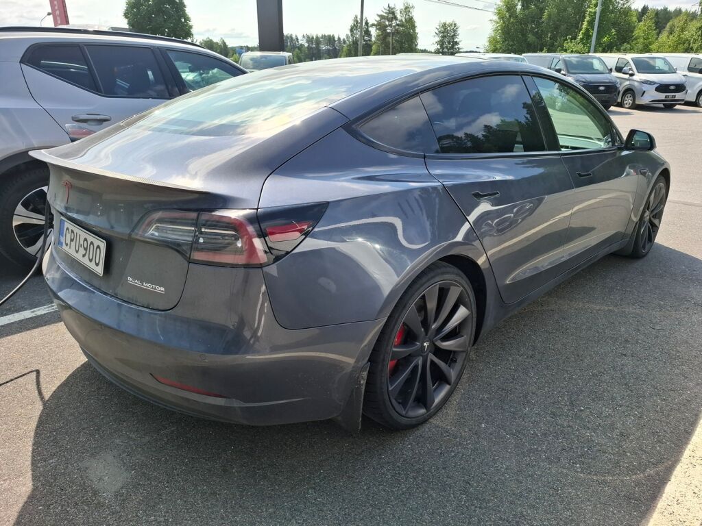 Tesla Model 3 2020 Harmaa