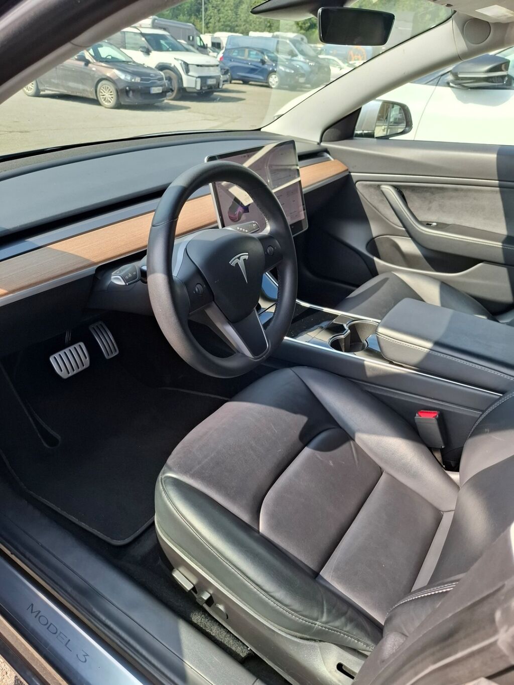 Tesla Model 3 2020 Harmaa