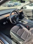Tesla Model 3 2020 Harmaa