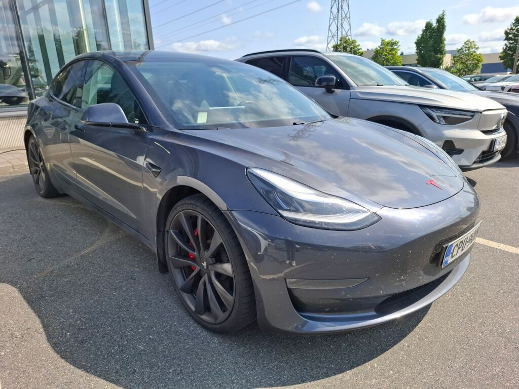 Tesla Model 3 2020 Harmaa