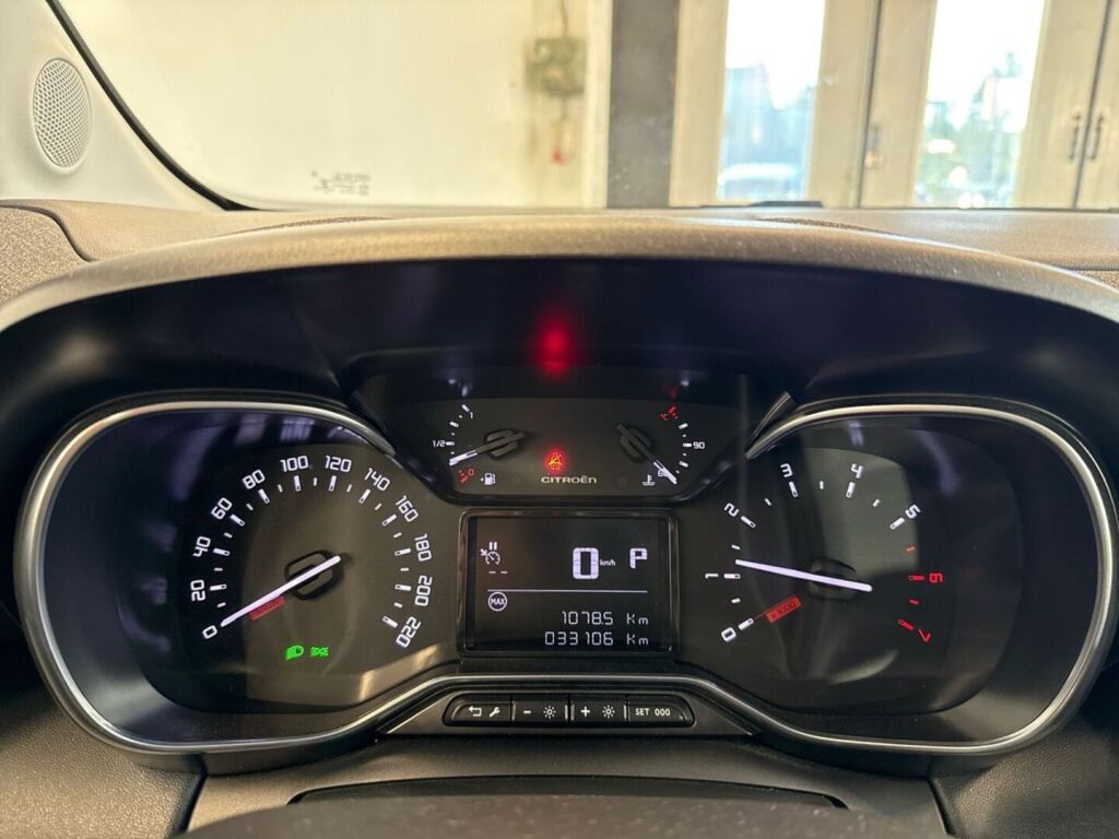 Citroen C3 Aircross 2022 Punainen