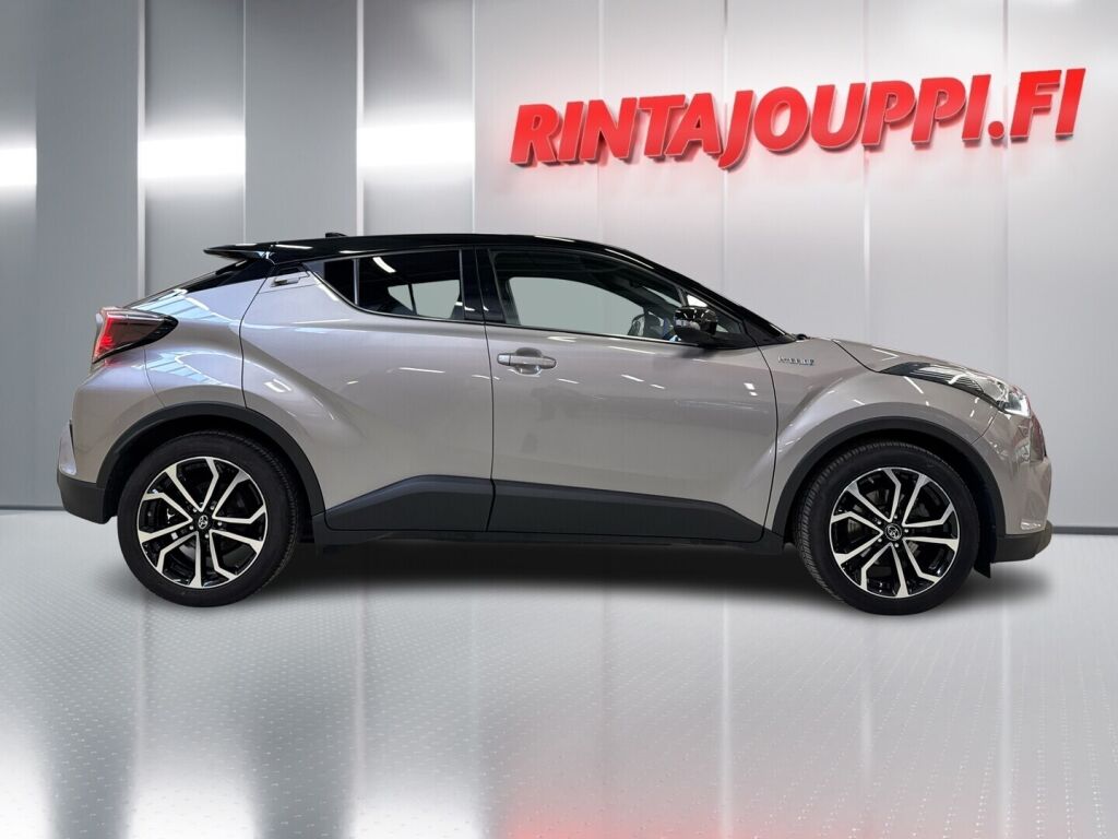 Toyota C-HR 2016 Harmaa