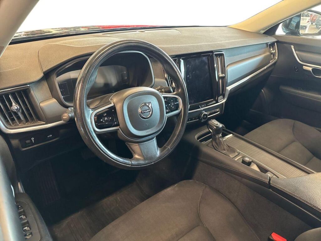 Volvo V90 2017 Musta