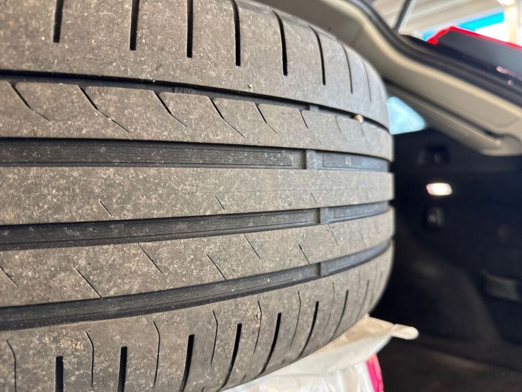 Volvo V90 2017 Musta