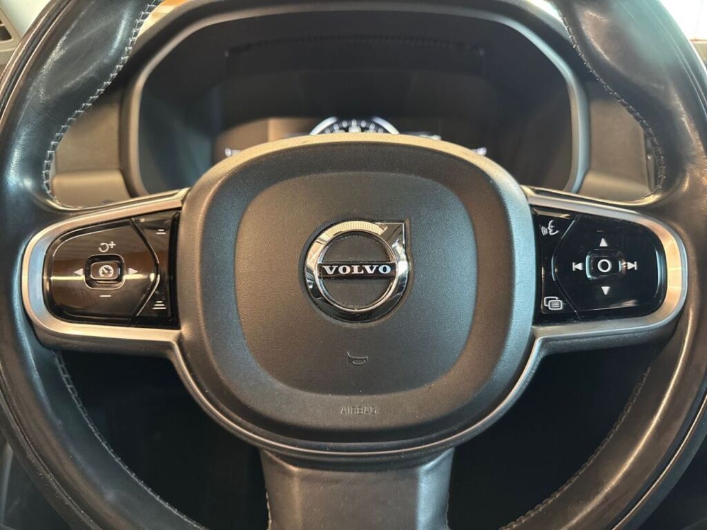 Volvo V90 2017 Musta